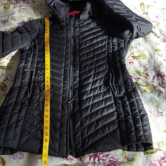 light quilted red x collection spring coat - Picture 11 of 11